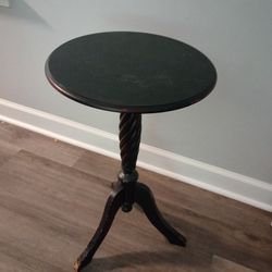 Little Side Wooden Table Great DIY Project