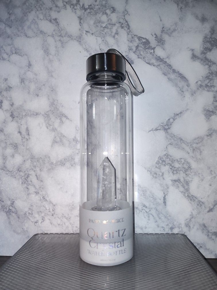 Brand NEW!!! ๐ฎ Paper Source--Quartz Crystal Water Bottle (((PENDING PICK UP TODAY)))