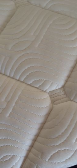 Headboards, Mattresses & Bed Frames – Great Prices