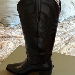 Black Women’s Cowboy Boots