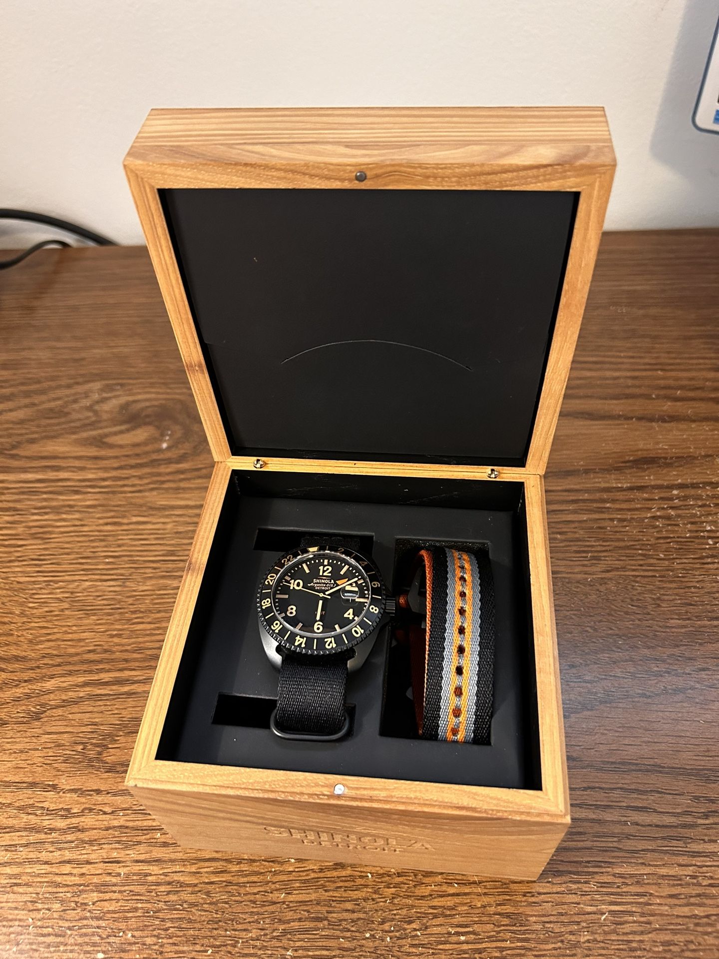Shinola Rambler-GMT