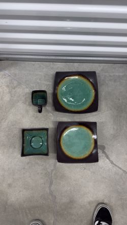 Ceramic Plate Set 