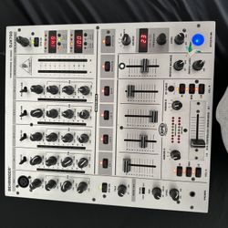 DJ MIXER
