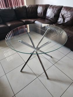 Round Glass Dinning Table