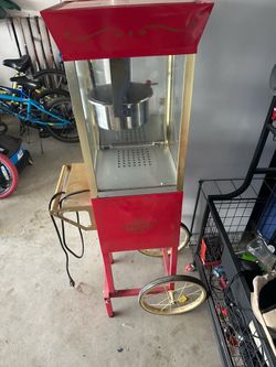 Vintage popcorn machine
