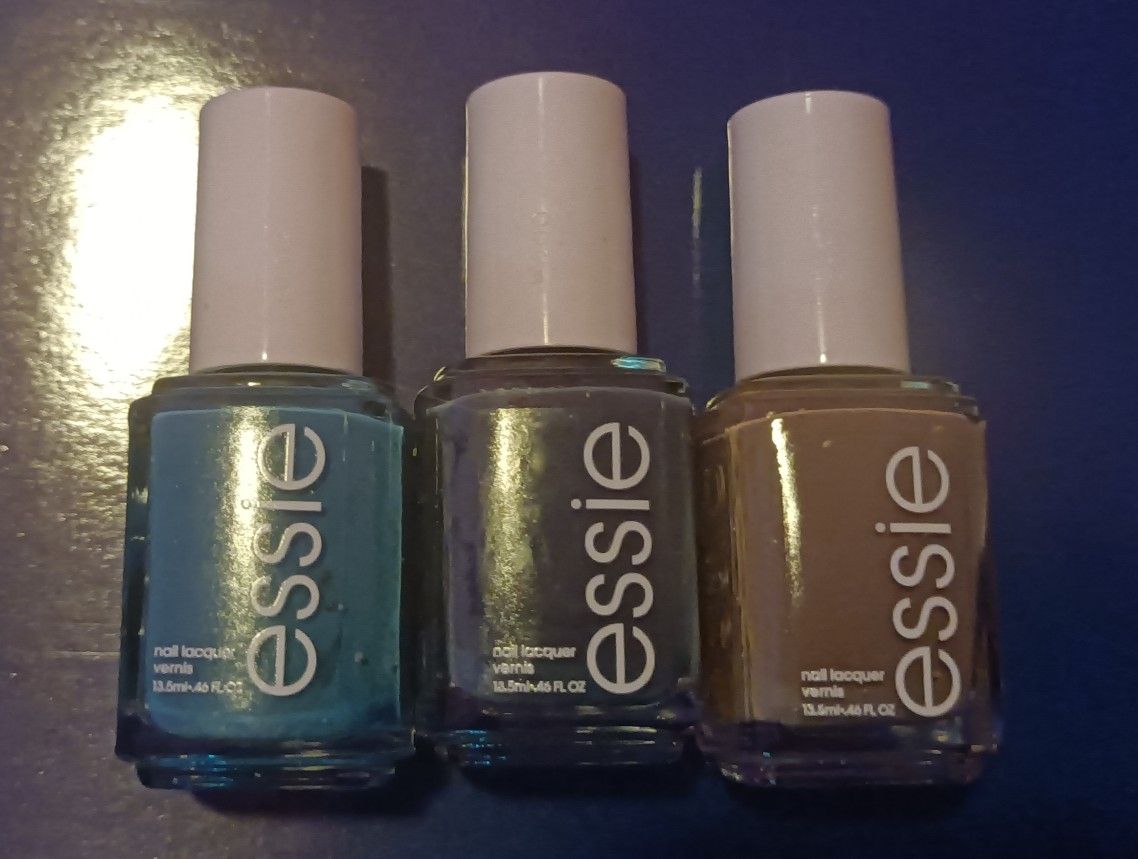 Set Of 3 Essie Nail Polish 