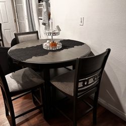 Kitchen Table 