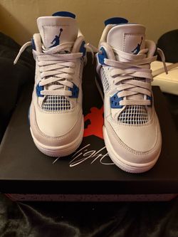Jordan 4s