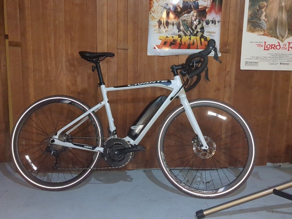 YAMAHA CIVANTE, Mid-Drive, Class 3, Electric Road Bike, SIZE LARGE