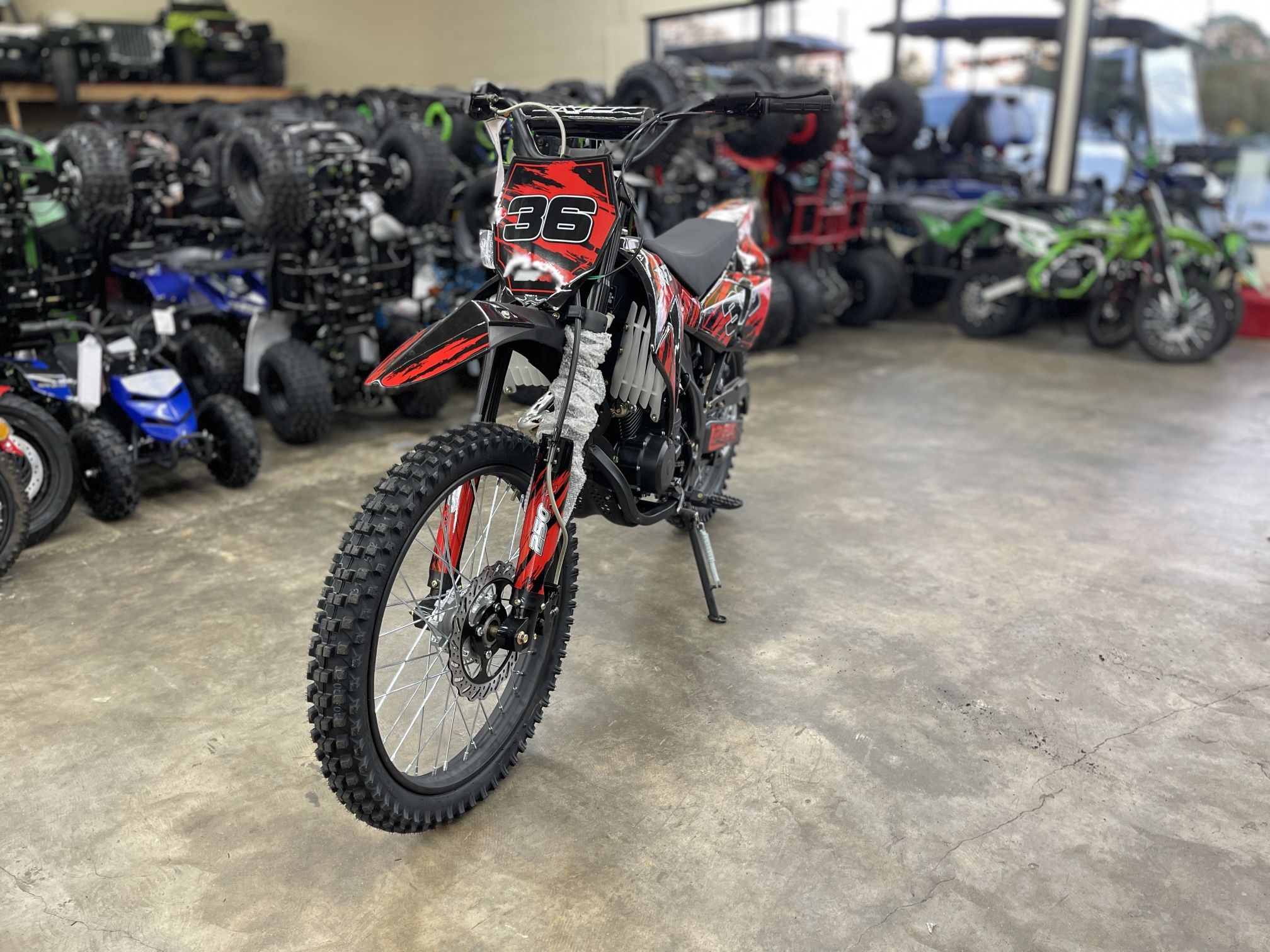 APOLLO RFZ 250CC DIRT BIKE