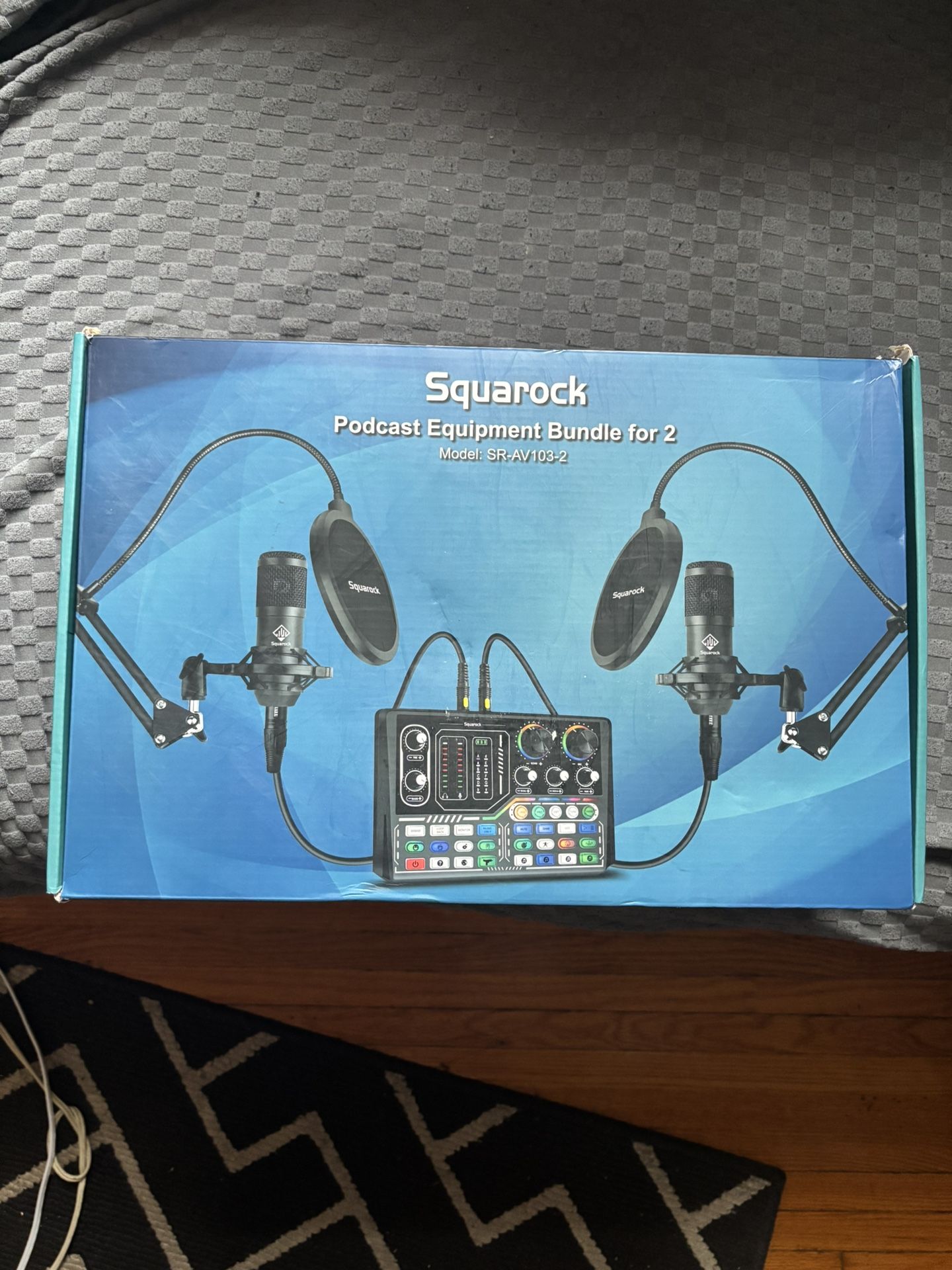 Podcast Equipment Bundle for 2 48V Condenser Mics Squarock Commander