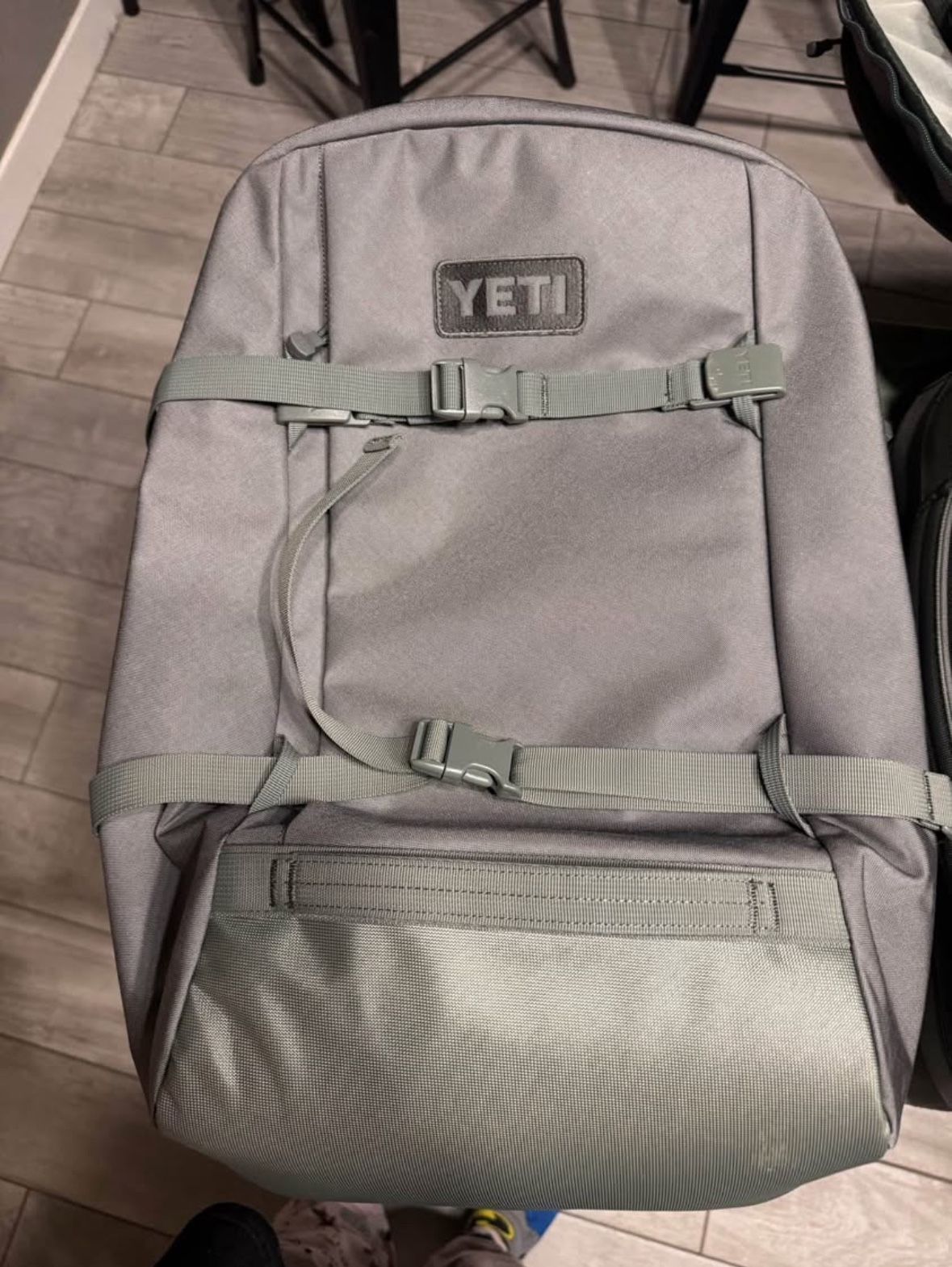 Camp Green Yeti Backpack Suitcase