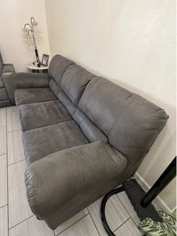 Se vende sofá cama de uso