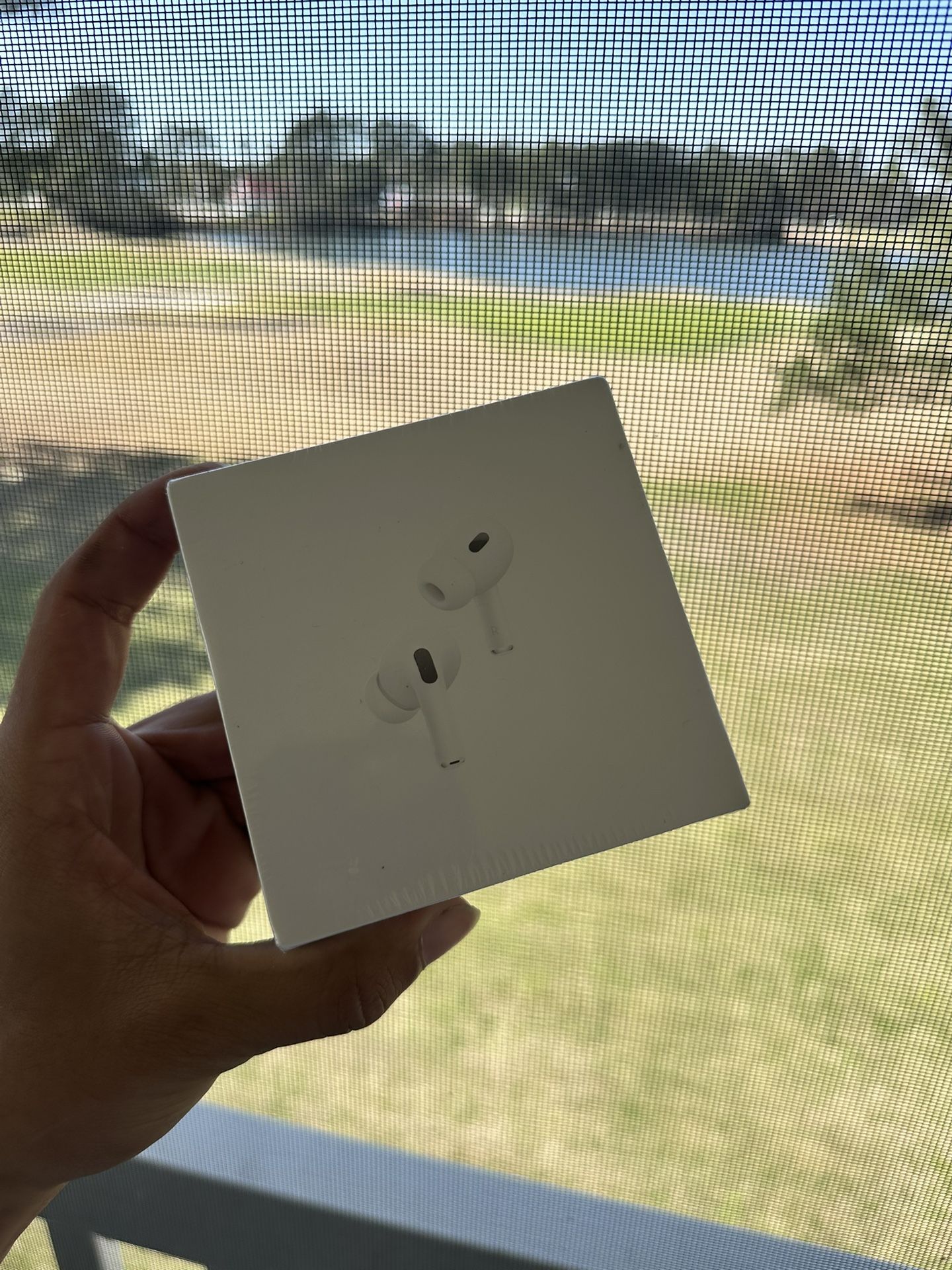 AirPods