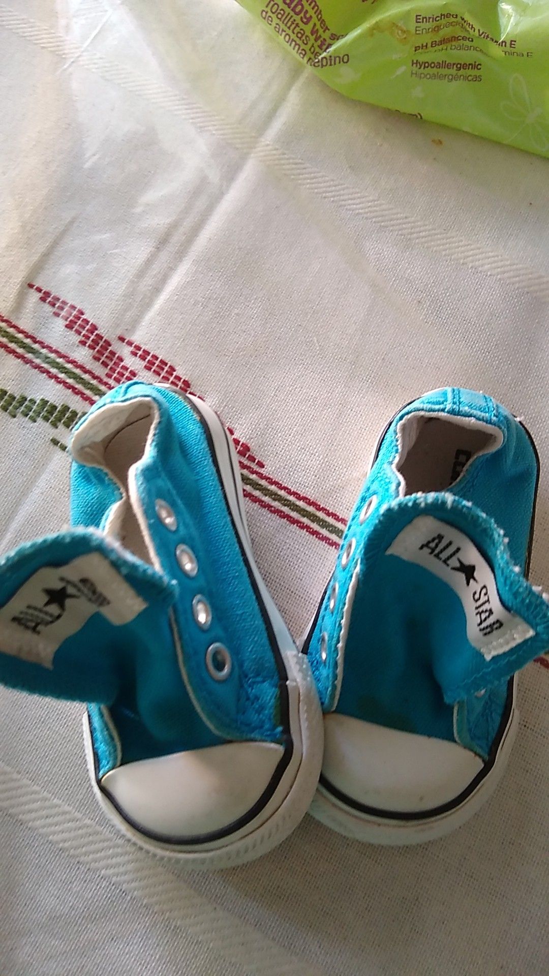 Converse size 3