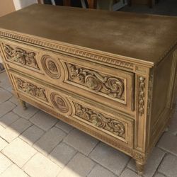Distressed Gold Dresser Chest 