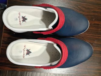 Nursing clogs size 9