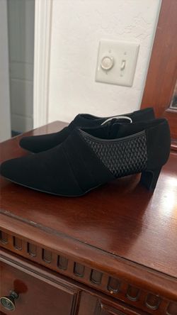 Ankle boot heels