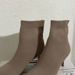 Taupe sock ankle boots (stretch knit) Size 37 (fits US 6.5–7)