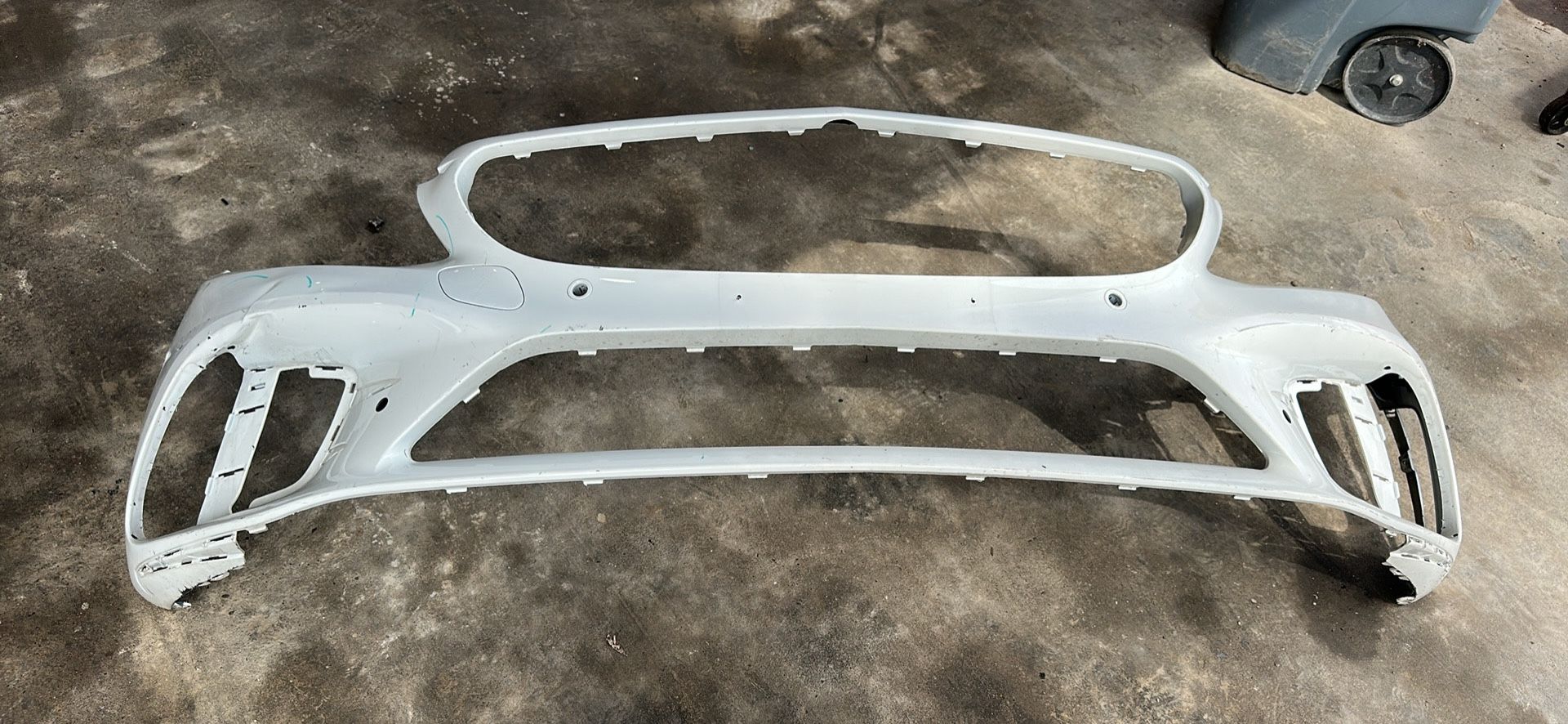 2019-2023 MERCEDES C43 FRONT BUMPER FRONT