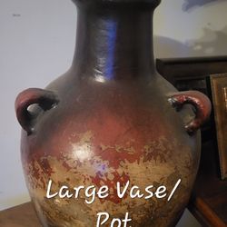 Large Ceramic Vase/pot