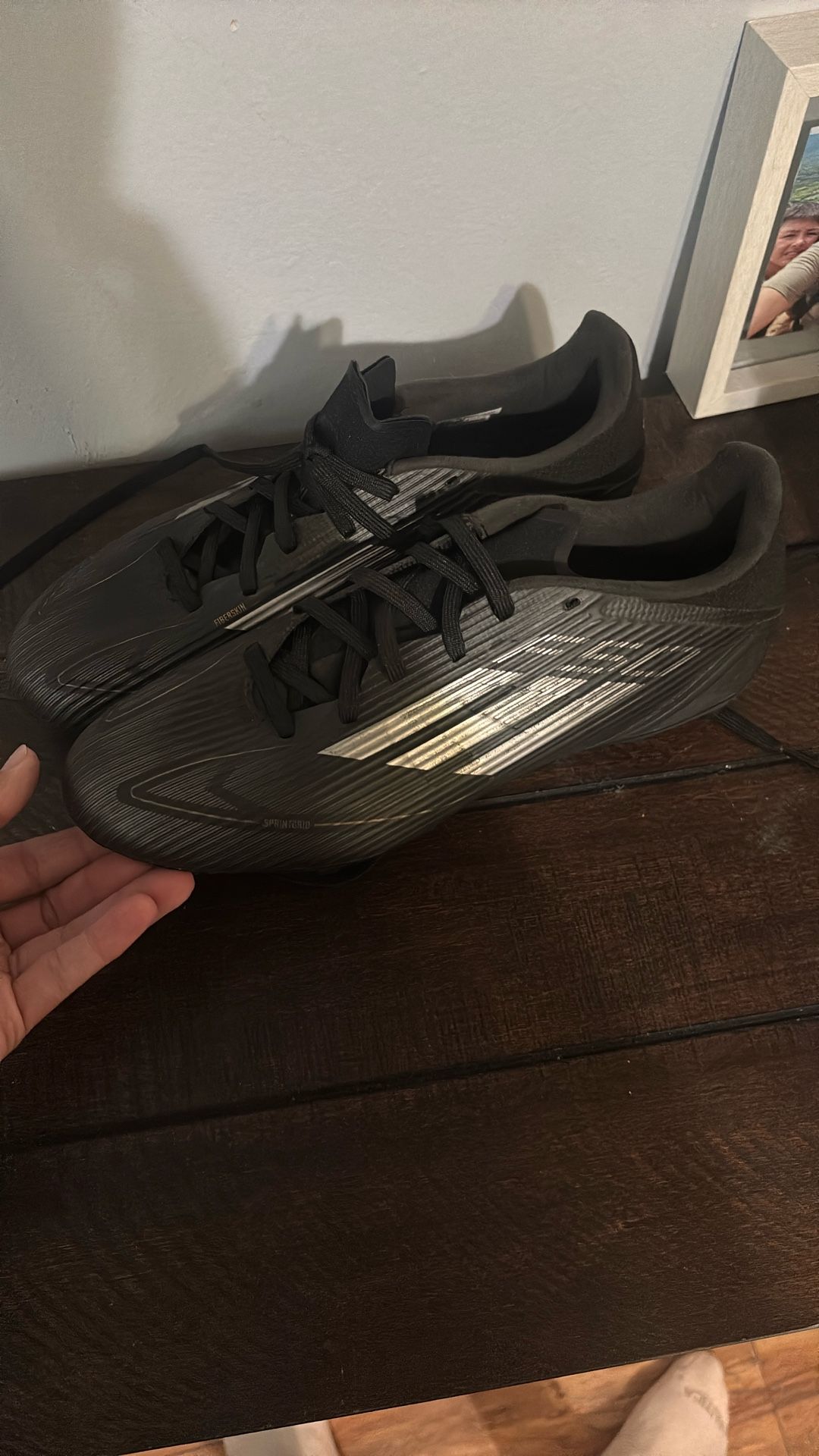 Soccer Cleats- 8 1/2 