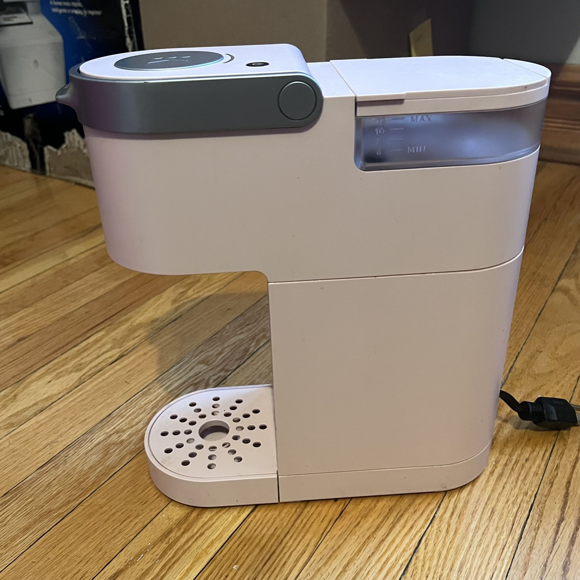 Brand New Mini Pink Keurig for Sale in Morris, IL - OfferUp