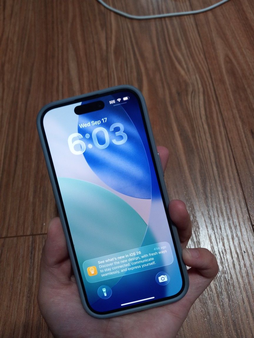iPhone 15 Pro Esim