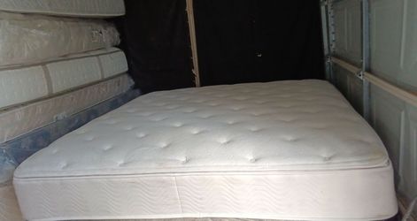 King Size Mattress (Colchón King Size)