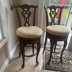 Bar stools excellent condition