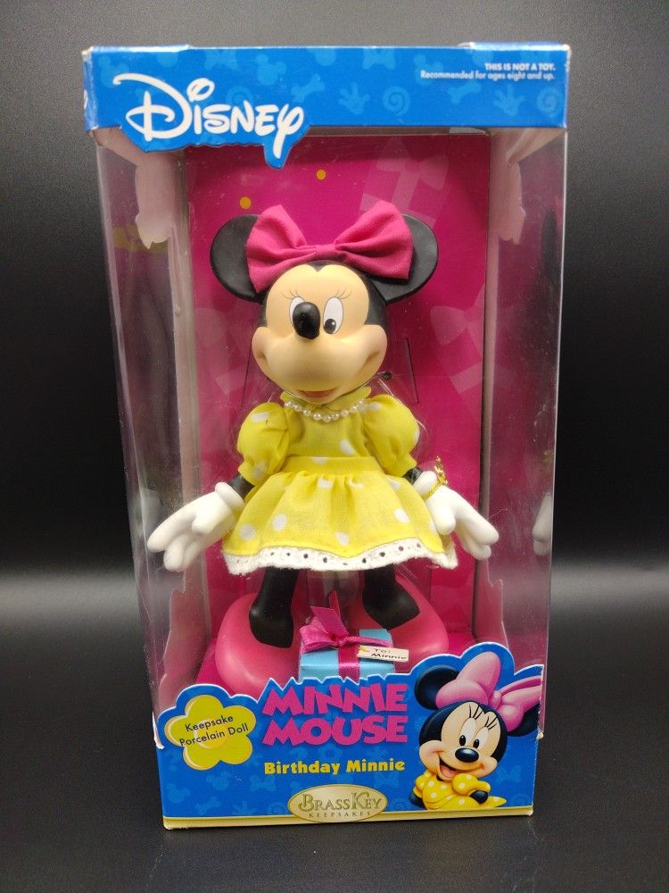 MINNIE MOUSE BIRTHDAY MINNIE PORCELAIN DOLL