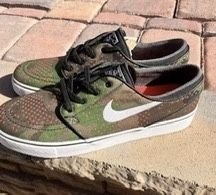Brand New Nike JANOSKI SB Mens Size 10 RARE!!!