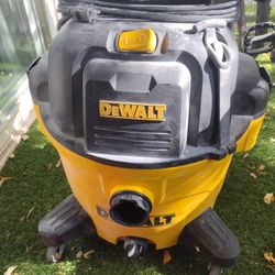 DeWalt Shop Vac