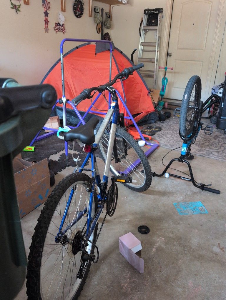 Men's Mountain Bike