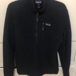 Patagonia Womens Size Small Fleece Navy Blue Sweater