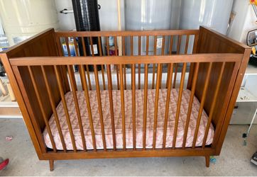 Pottery Barn Mid century Modern crib