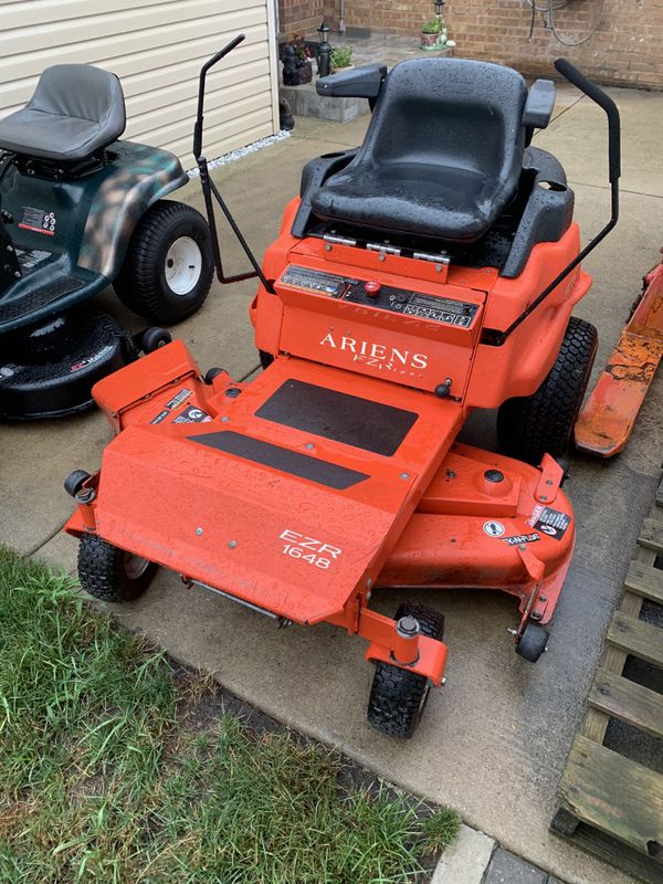 Ariens 48” EZR 1648 mower needs work for Sale in Hoffman Estates, IL