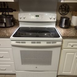 Glass Top Electric Stove And Hood