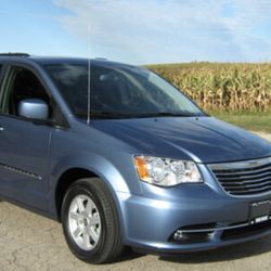 Crysler Town Country  Part Out 