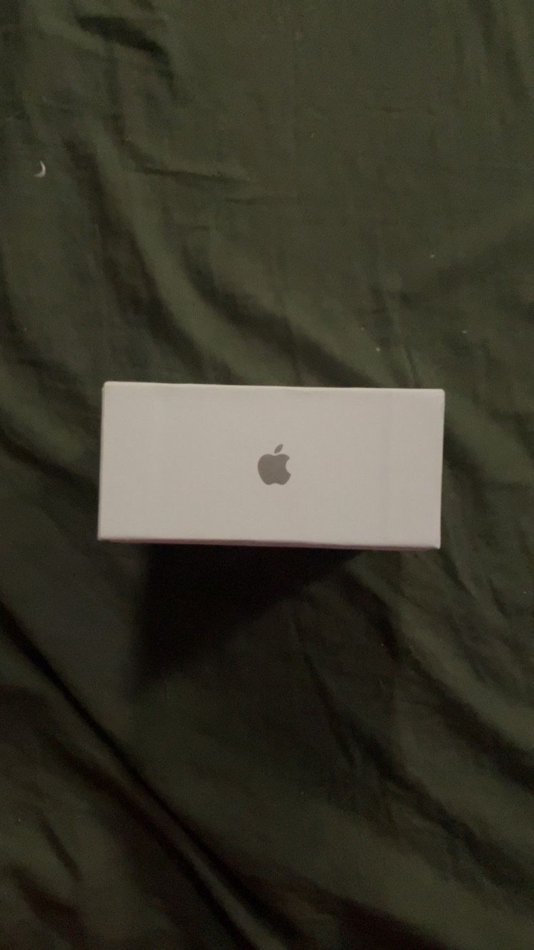 AirPods second GEN pros noise canceling
