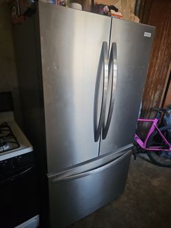 Frigidaire refrigerator