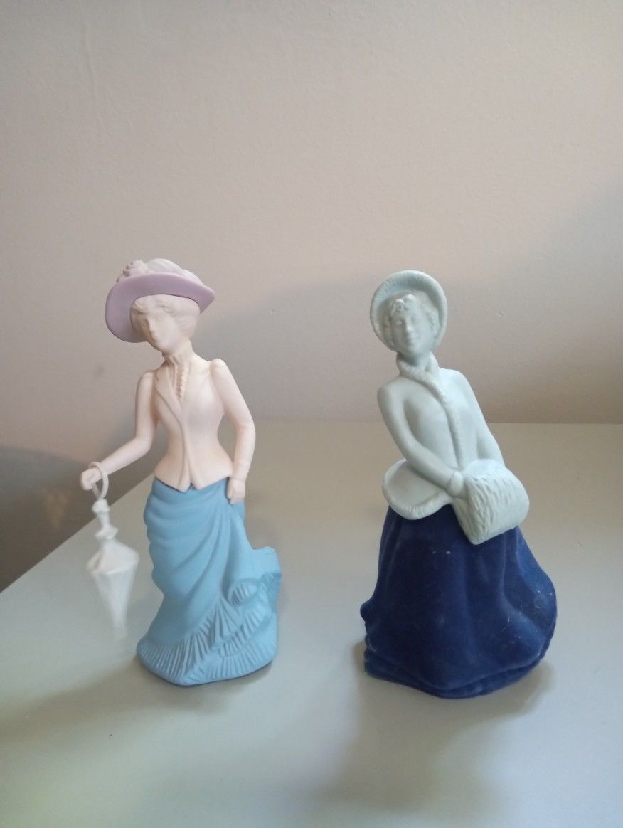 Vintage Avon Perfume Bottles Some With Perfume $5 A Piece Wedding Couple Is Both For 18