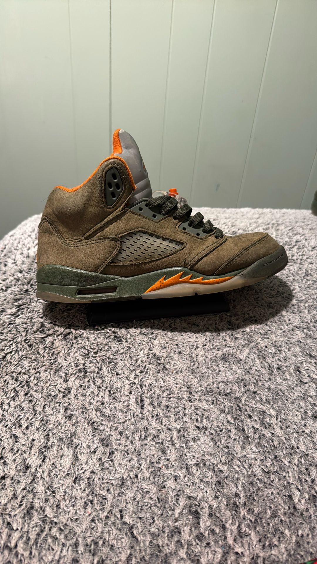 Jordan 5 Olive Greens Retro