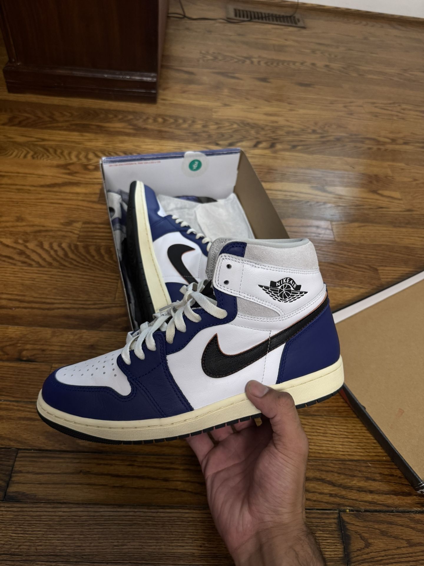 Jordan 1 Rare Air Size 10.5 