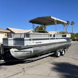 1998 24’ Crestliner Pontoon Boat 