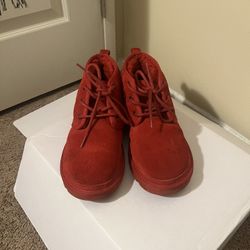 Ugg Neumel Boots(accept offers) 
