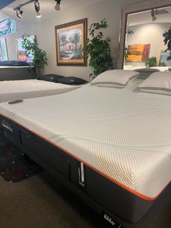 🔥Tempur pro adapt firm king adjustable set up $1500