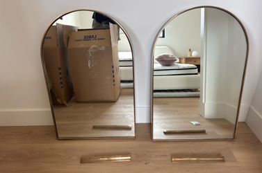 Four Hands Mirror (price for 1, I have 2)