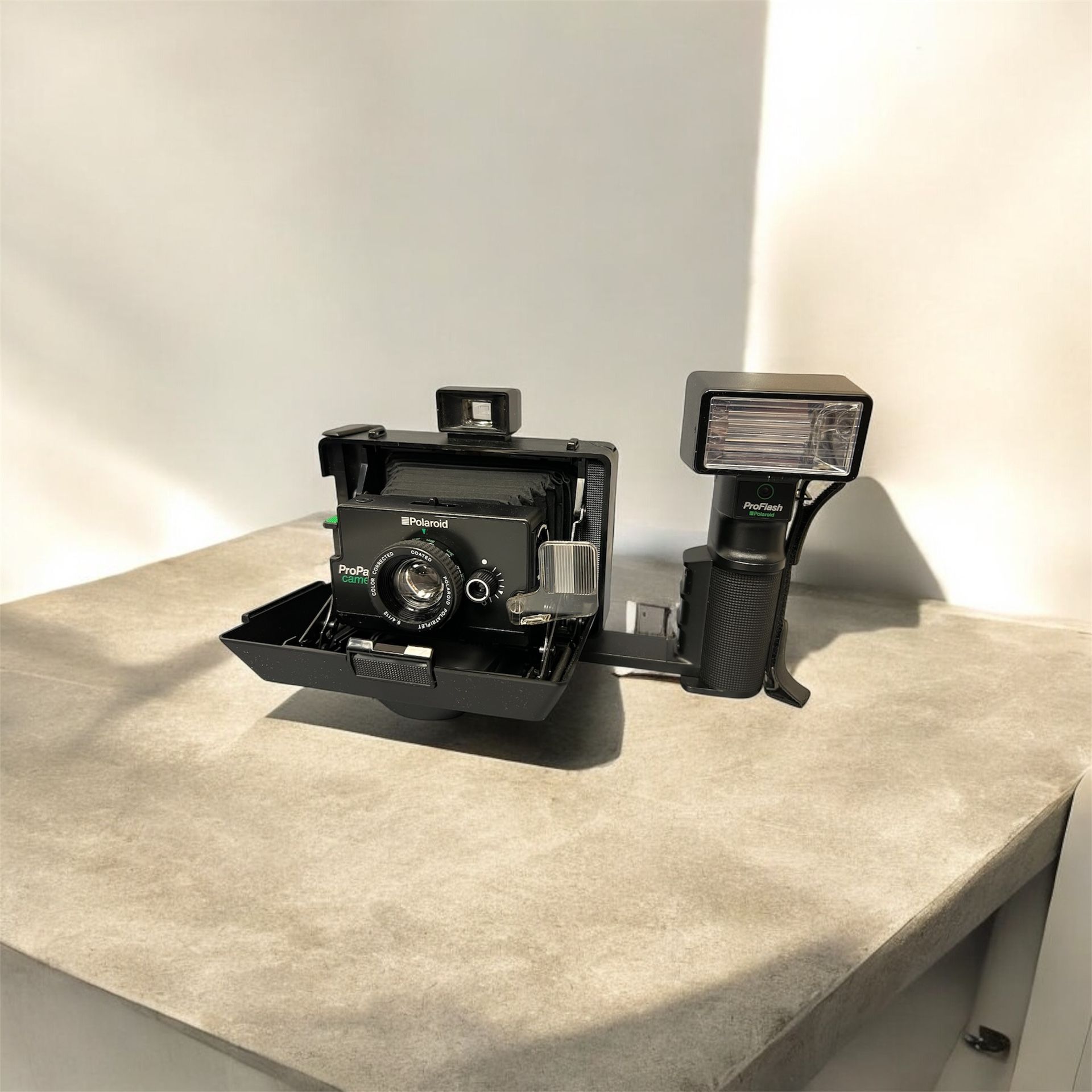 Polaroid Pro Pack Instant Camera With ProFlash & Manuals.