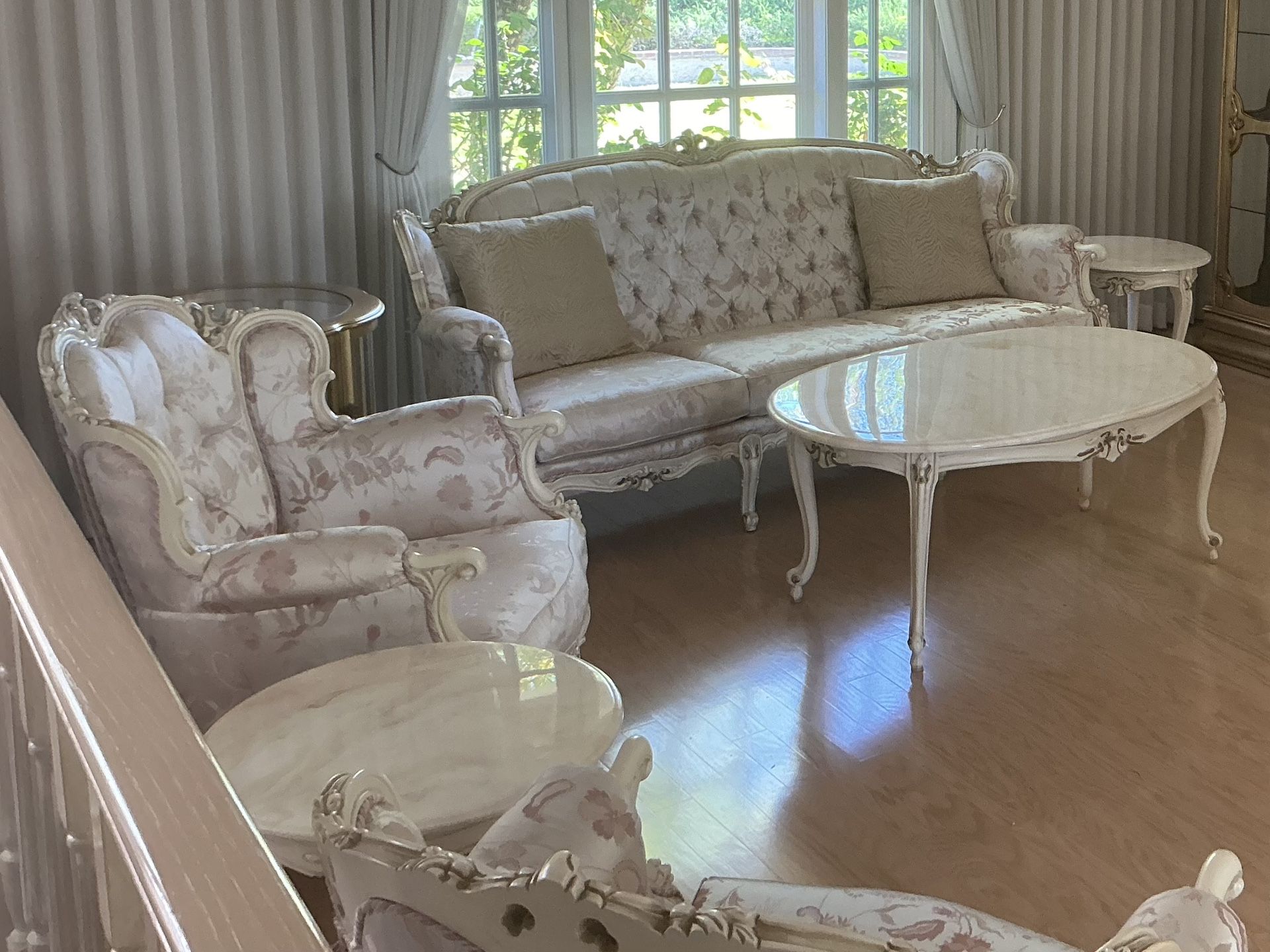 Vintage Italian Victorian Style Living Room Furniture Set